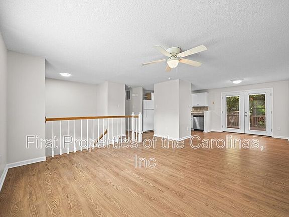 5th image of 10715 Derry Dr