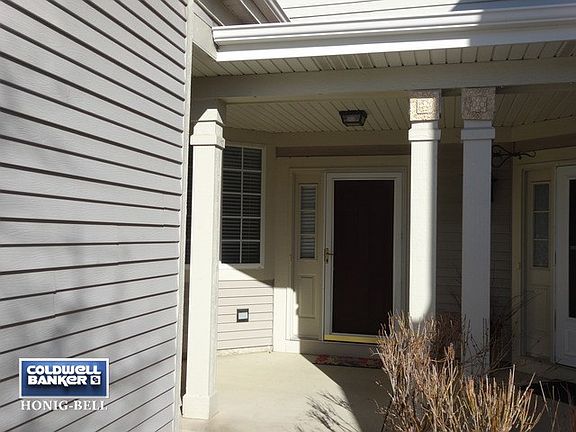 2nd image of 648 E Thornhill Ln #648