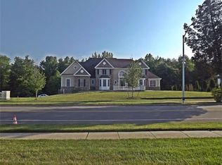 33 Jurgelsky Rd, Monroe Township, NJ 08831