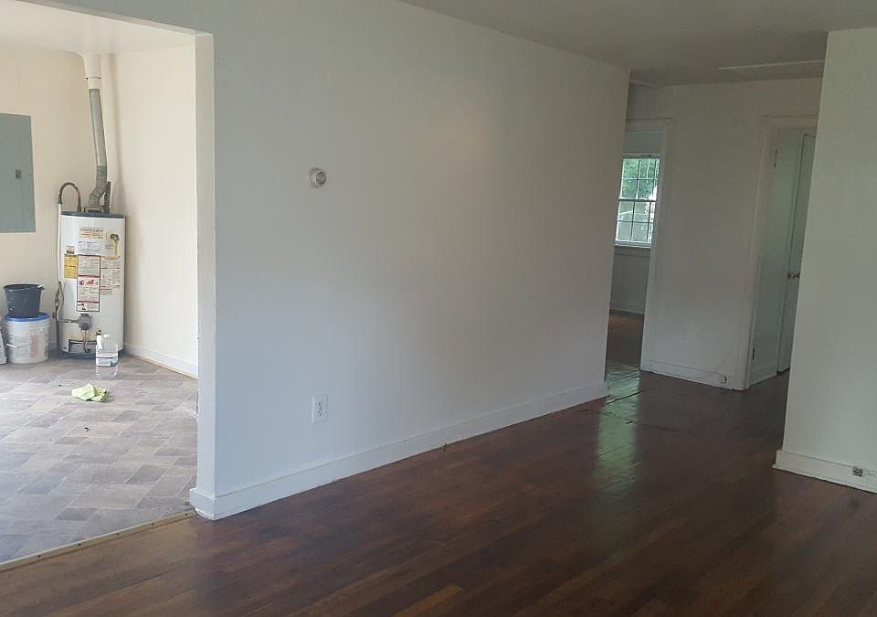 2nd image of 919 Priam St
