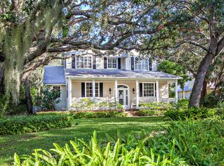 2575 Natures Way, Palm Beach Gardens, FL 33410