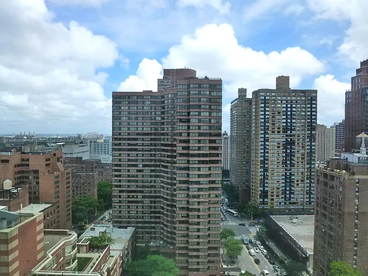 Rented by Carnegie Hill Place | media 15