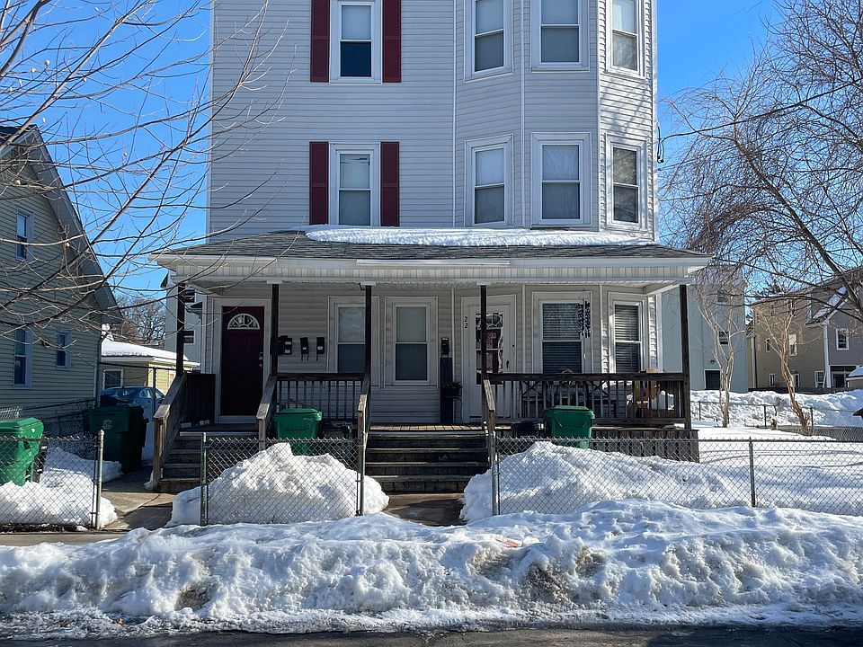 1st image of 22 Leslie St #3