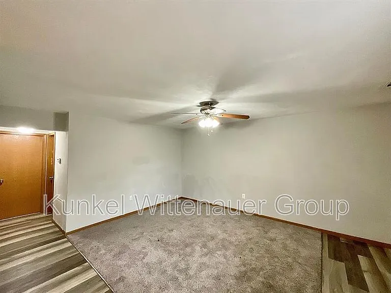 1810-2 Jamestown Rd — Photo 3