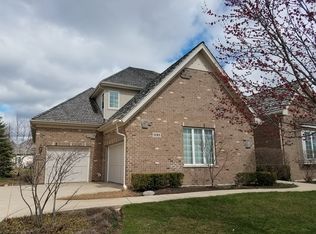 1121 Jonathan Dr #66, Inverness, IL 60010