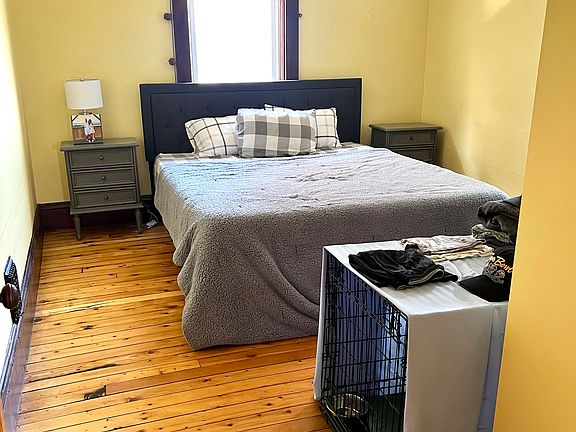 5th image of 197 S Winooski Ave APT 3