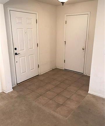 3rd image of 402 Country Estates Dr