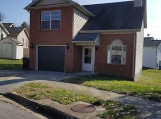 3304 Squire Hart Ct, Lexington, KY 40515