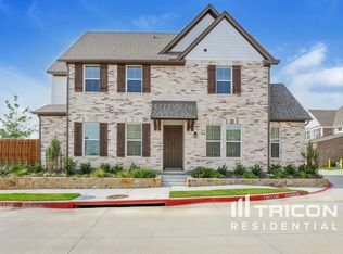 1101 Fallgate Dr, Saginaw, TX 76179