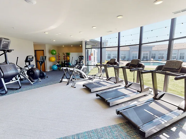 The-Quarters-Bloomington-Fitness-Center-4