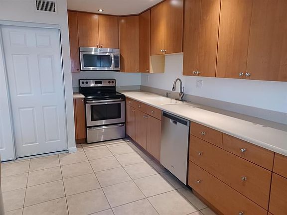 2nd image of 1749 SW 81st Ln #5-30