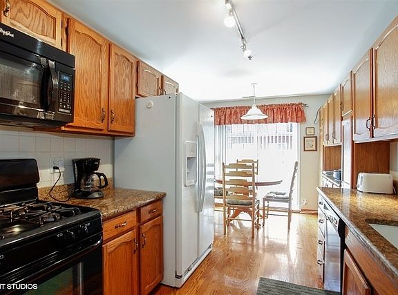 3rd image of 129 Acacia Cir APT 307