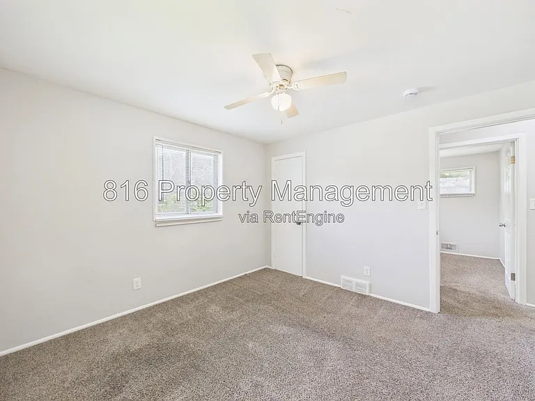 8511 Crystal Ave — Photo 17