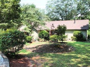 124 Pond Creek Ln, Central, SC 29630