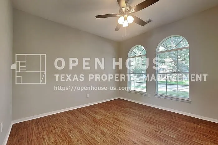 1210 Colonial Heights Dr — Photo 5