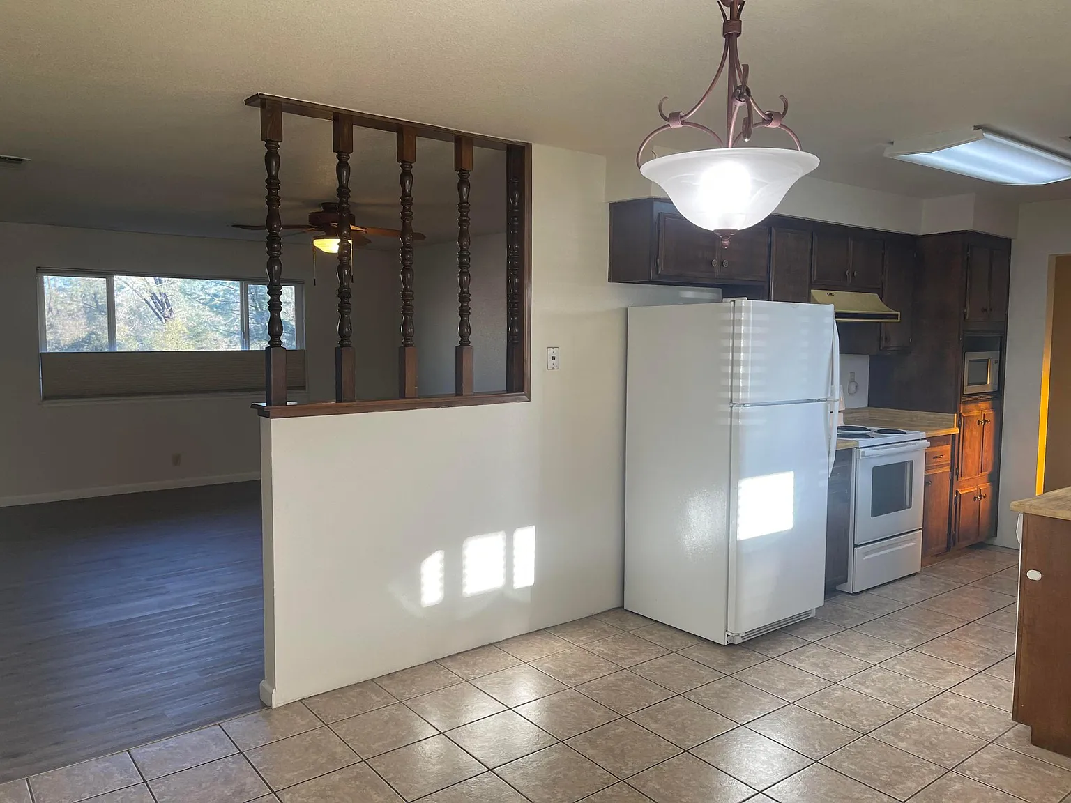 3 bed, 1244 sqft, $1,850 — Photo 3