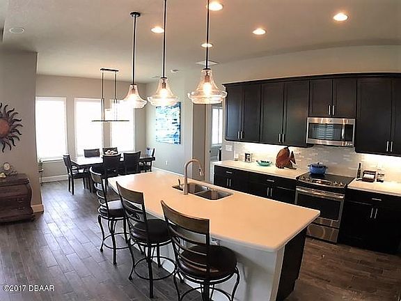 3rd image of 6873 Forkmead Ln