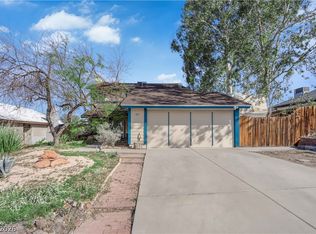 821 Spikenard Dr, Henderson, NV 89002
