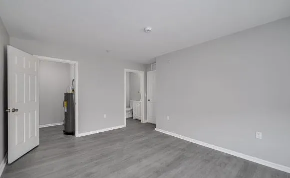 227 W 4th St #2A — Photo 15