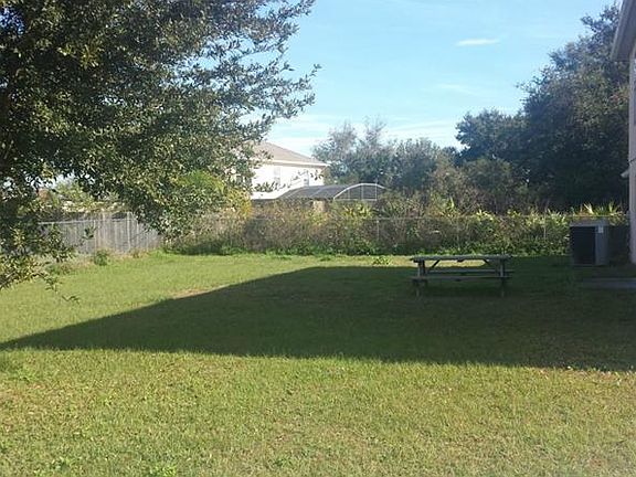 3rd image of 13 Catalina Ct
