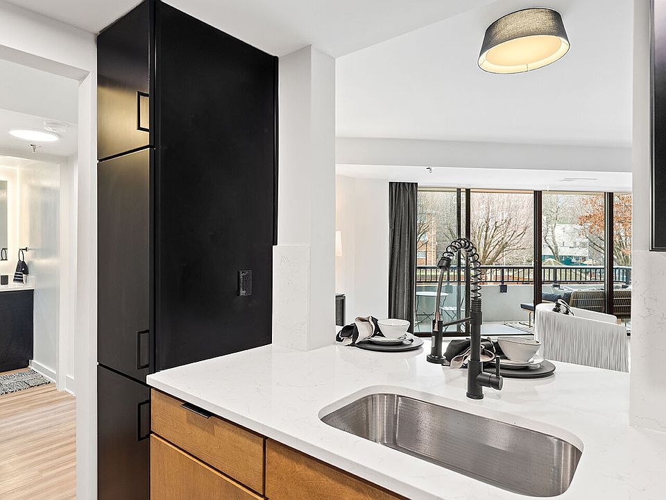 Cortland Arlington 1550 Clarendon Blvd Arlington VA Zillow