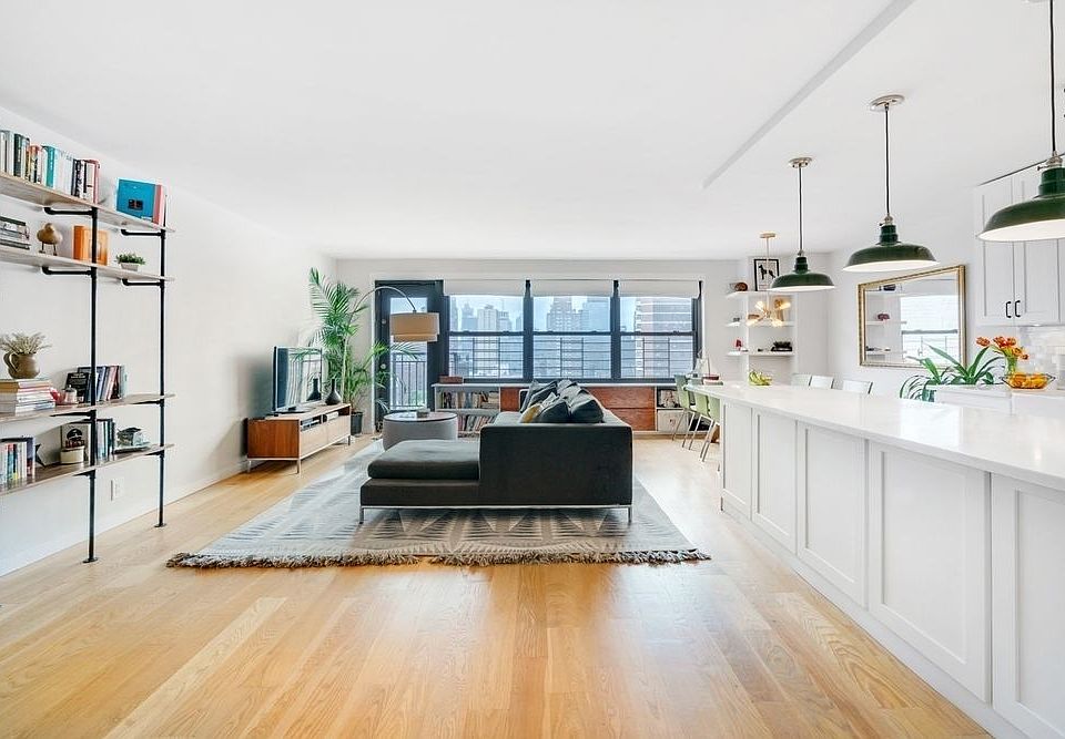 1st image of 140 W End Ave #21P