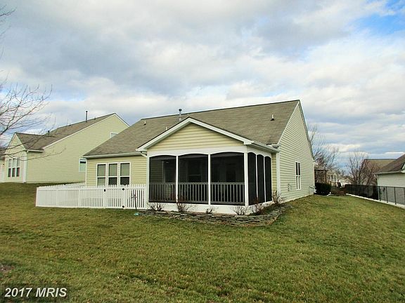 2nd image of 20 Castlewood Dr