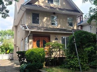 1875 E 22nd St, Brooklyn, NY 11229