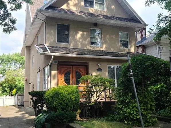 1875 E 22nd St, Brooklyn, NY 11229