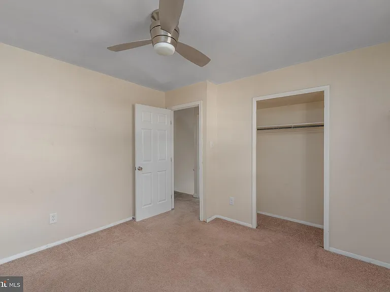 1908 Champlain Dr — Photo 32