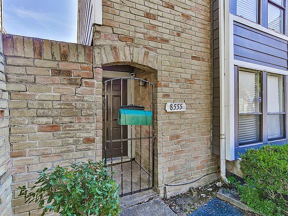 4th image of 8555 Wilcrest Dr