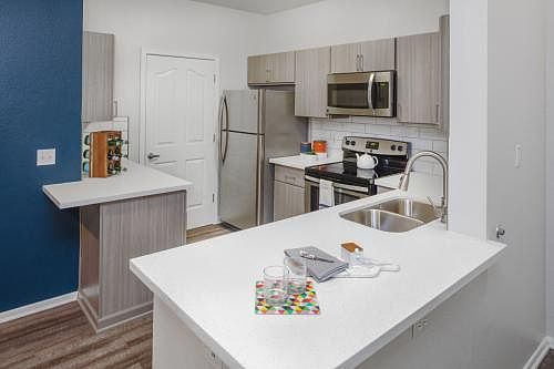 2nd image of 6710 NE Vinings Way #1122