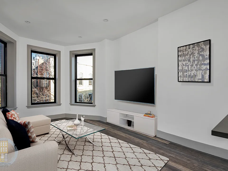1961 Madison Ave #E2