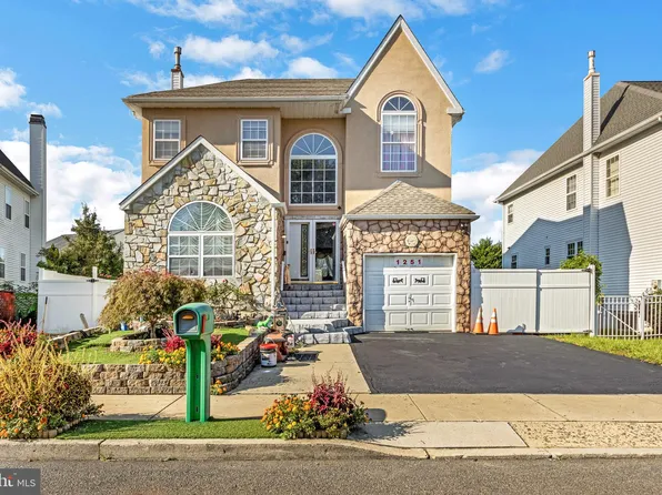 1251 Serota Pl, Philadelphia, PA 19115