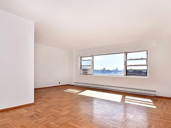 2nd image of 6 Fordham Hill Oval APT 8C