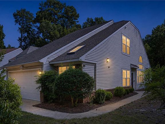 3rd image of 108 Spoon Ct