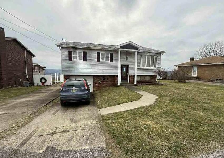 1st image of 109 Mary St