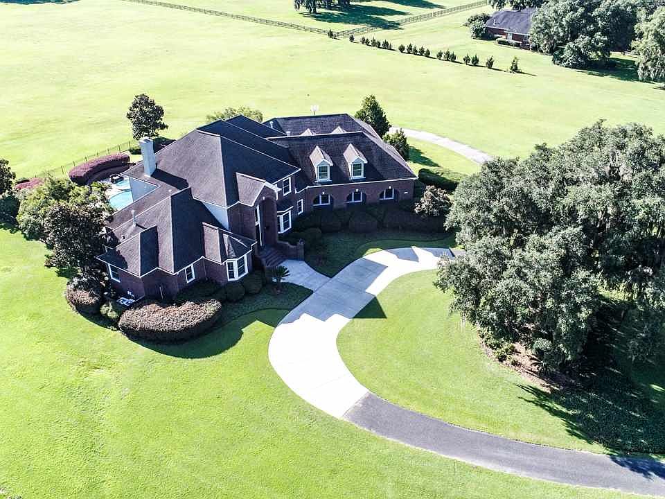 1st image of 10026 Surrey Farms Ln