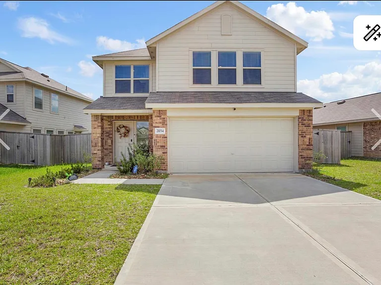 21034 Longeni Dr — Photo 1