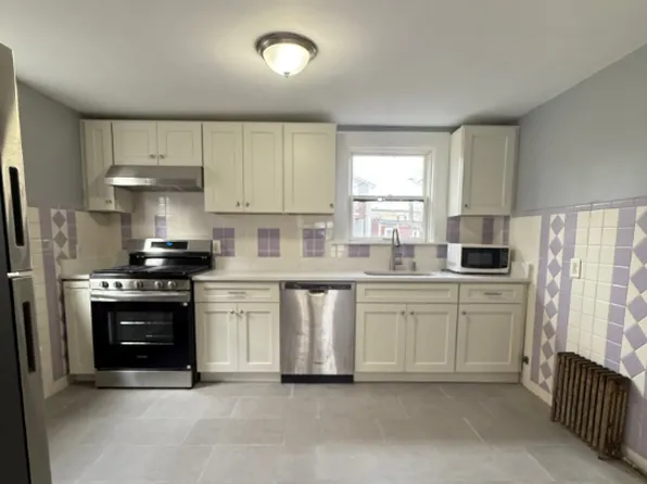 5 Alcott St #2, Allston, MA 02134