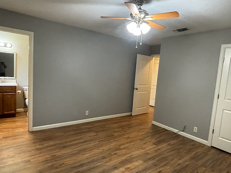 4109 Lotus St — Photo 9