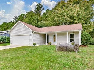 11216 Peppertree Ln, Charlotte, NC 28277