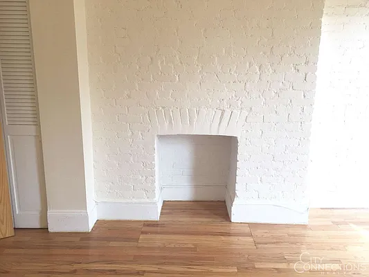 Rented by City Connections Realty | media 18