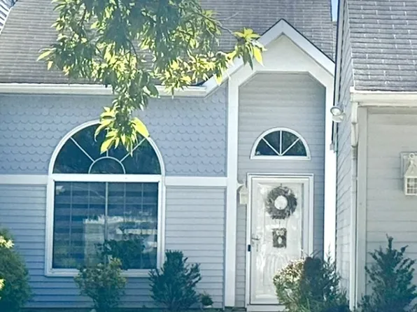 589B Madison Dr, Monroe Twp., NJ 08831