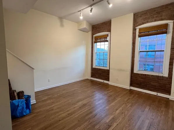 158 Wayne St APT 405A, Jersey City, NJ 07302