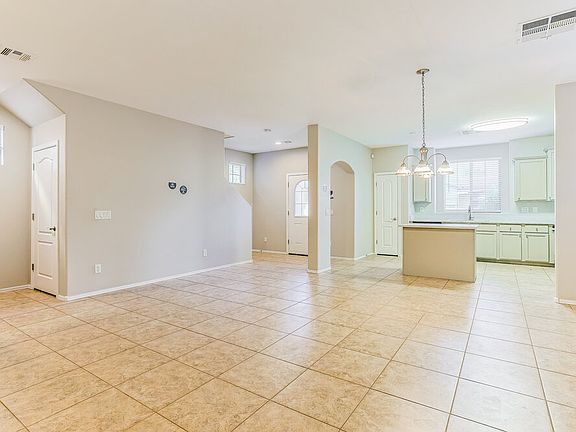 4th image of 3761 E Kerry Ln