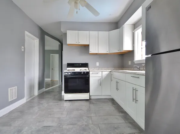 48 Humphrey Avenue image 2 of 19