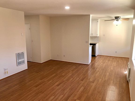 3rd image of 4844 68th St Unit 15