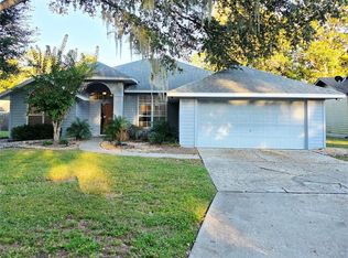 6815 NW 37th Dr, Gainesville, FL 32653