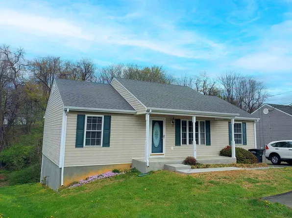 1110 Mountain View Rd, Vinton, VA 24179